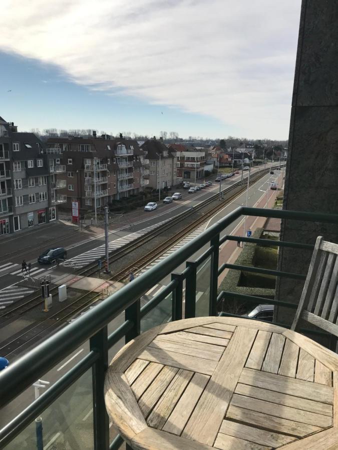 Appt Pablo Met Prive-Garage, Vlakbij Zee, In Koksijde-Bad Daire Dış mekan fotoğraf
