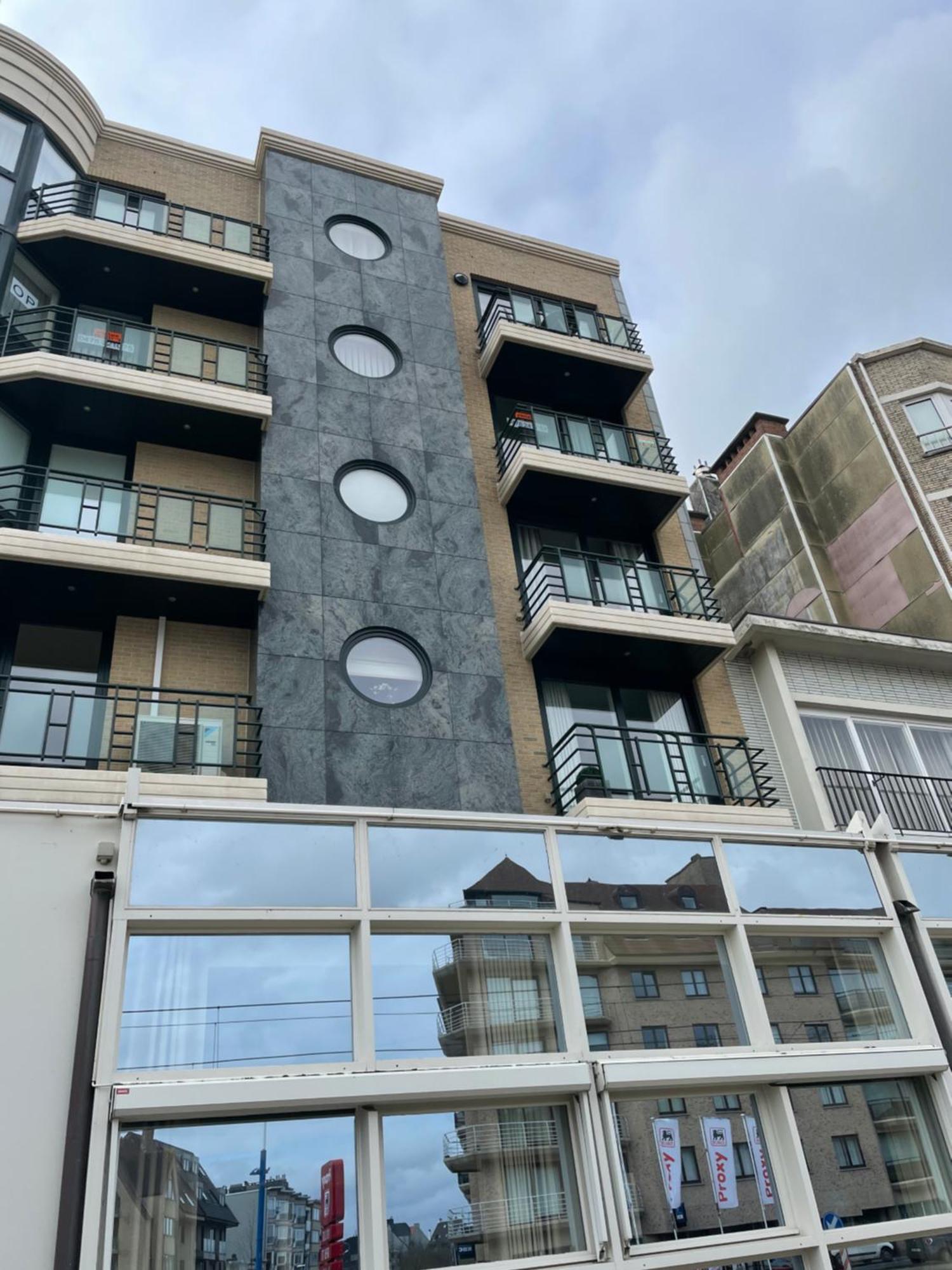 Appt Pablo Met Prive-Garage, Vlakbij Zee, In Koksijde-Bad Daire Dış mekan fotoğraf